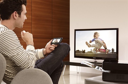 GALAXY S II Lifestyle Image.jpg