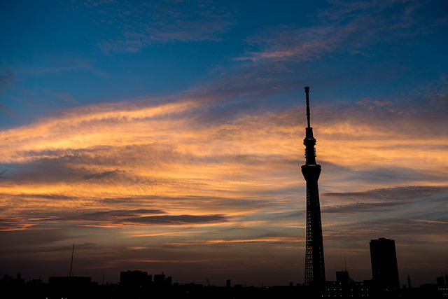 東京スカイツリーと夕焼けの写真とタイムラプス動画