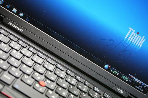 Lenovo ThinkPad X100e しっかりものだけど面白みにかける感じ？