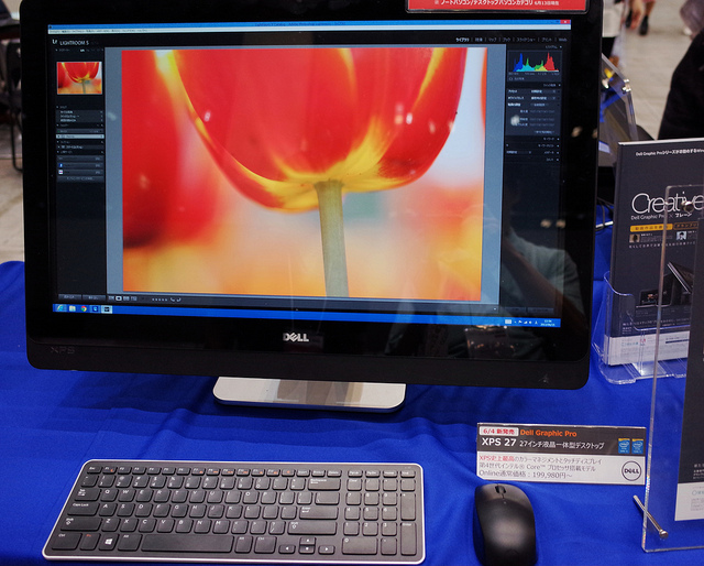 DELL XPS27  Adobe RGB 99%対応2560×1440のタッチ対応27インチ液晶一体型PC