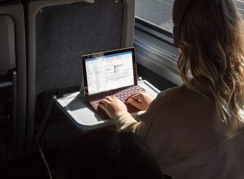 コンパクトで軽くて安い Microsoft Surface Go #Surfaceアンバサダー