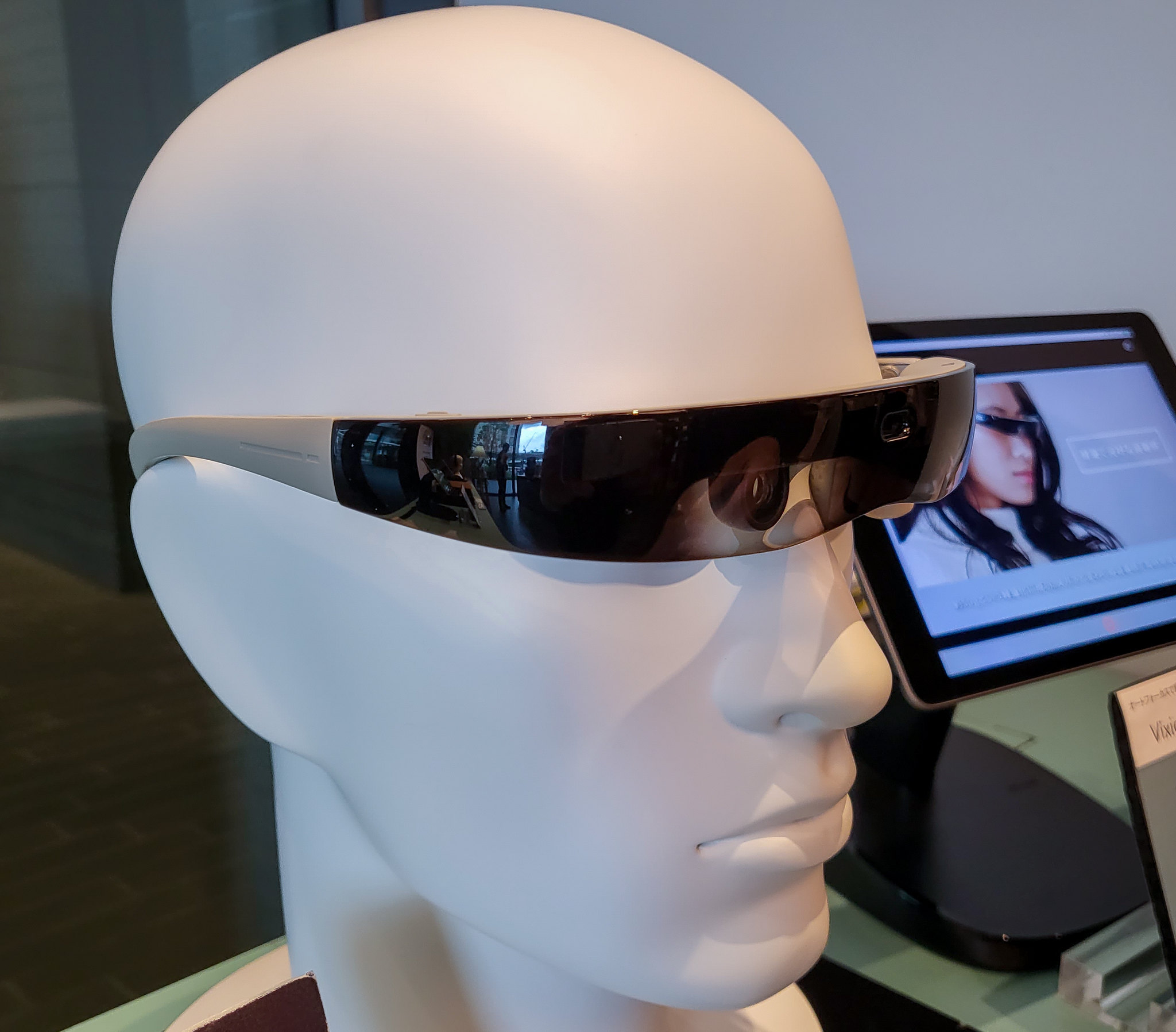 近未来オートフォーカスアイウェア ViXion01 近視・老眼の悩みを解消？ 実際に体験してみました