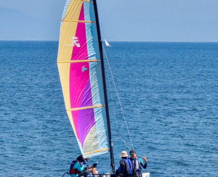 三浦海岸でバーベキューとヨット体験