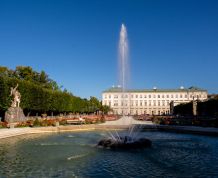 #中欧旅 #オーストリア #ザルツブルク サウンド・オブ・ミュージックのミラベル庭園 と モーツァルト・クーゲルの元祖 フュルスト