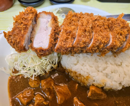 とんかつが美味しすぎるかつカレー とんかつ檍のカレー屋 いっぺこっぺ 蒲田本店