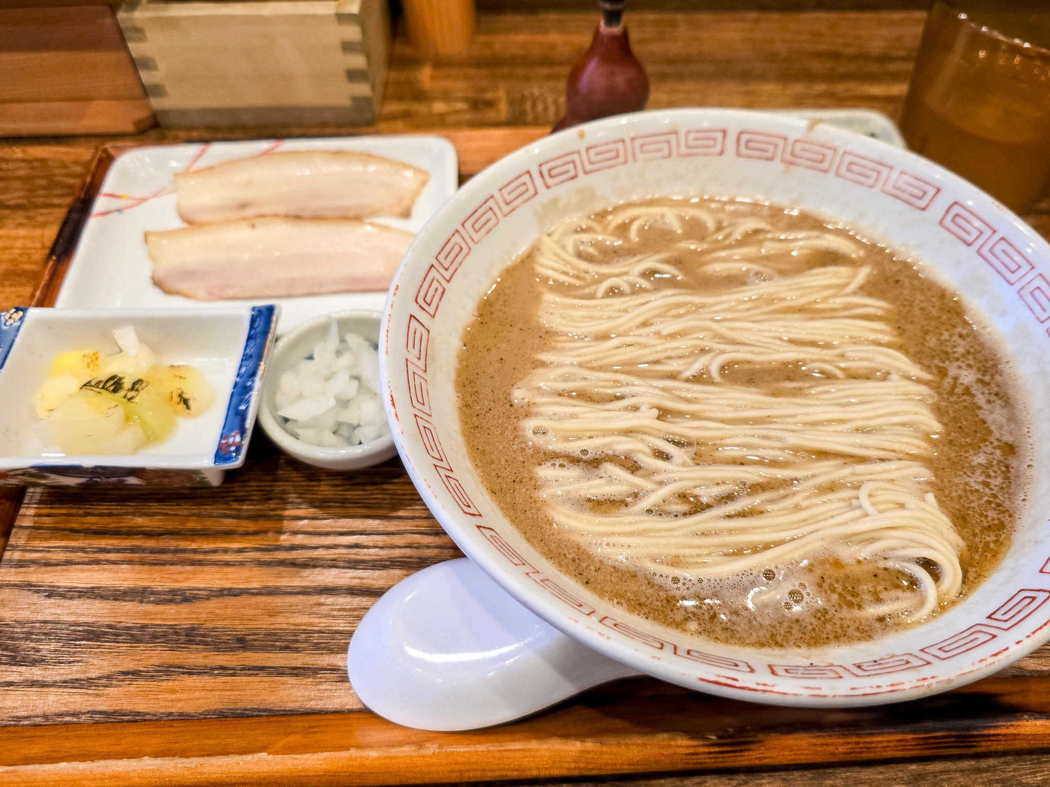 のどぐろの旨味凝縮なこってり濃厚ラーメン 炭火焼濃厚中華そば 大覇道