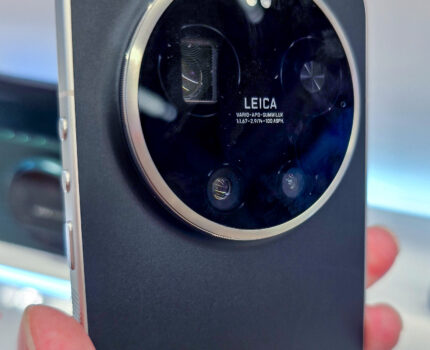 Leica Leitzphone powered by Xiaomi を 触ってきました #XiaomiStore #カメイドクロック