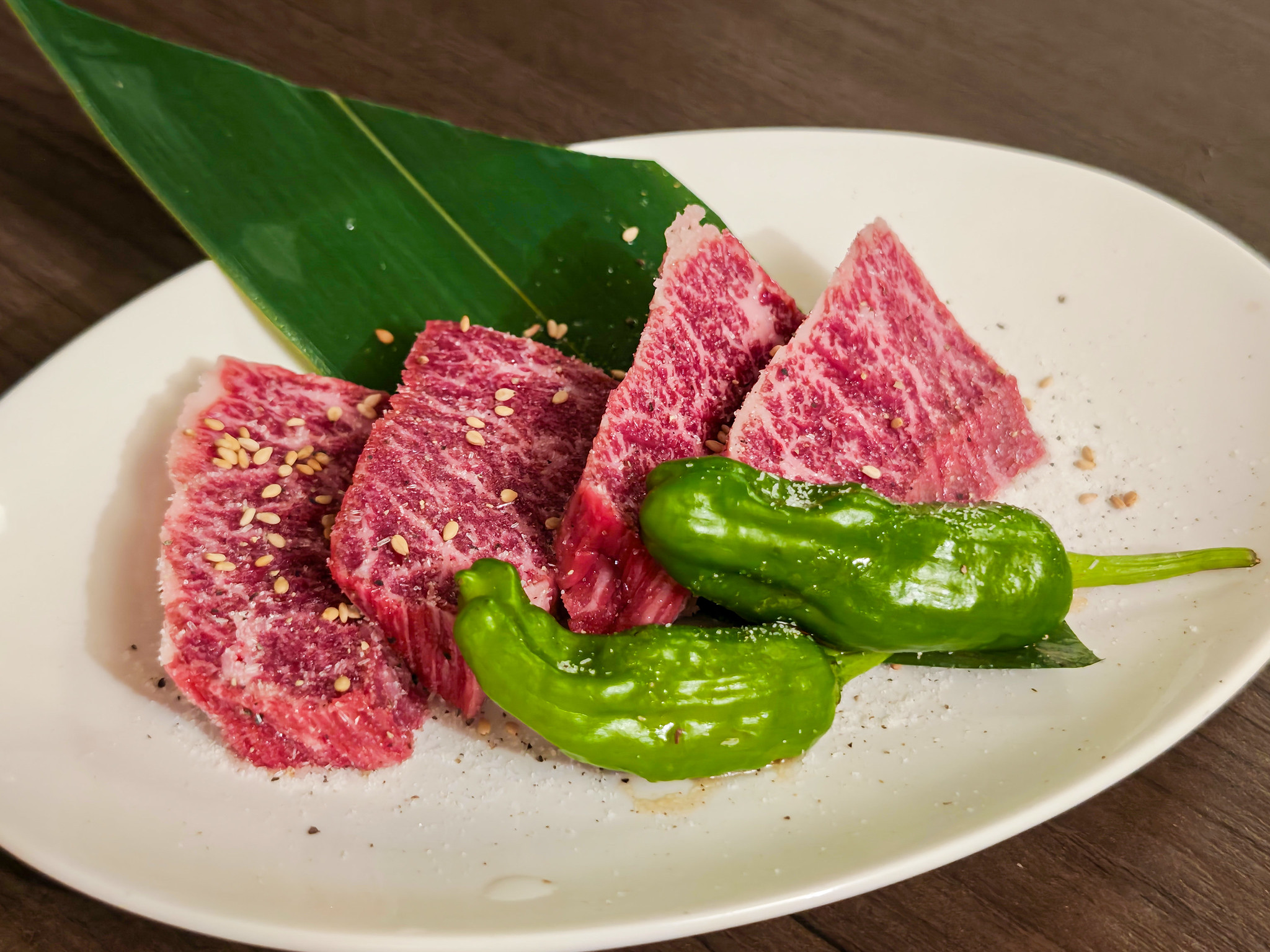 新宿で焼肉飲みを満喫できる本格焼肉のコース 焼肉酒家 李苑