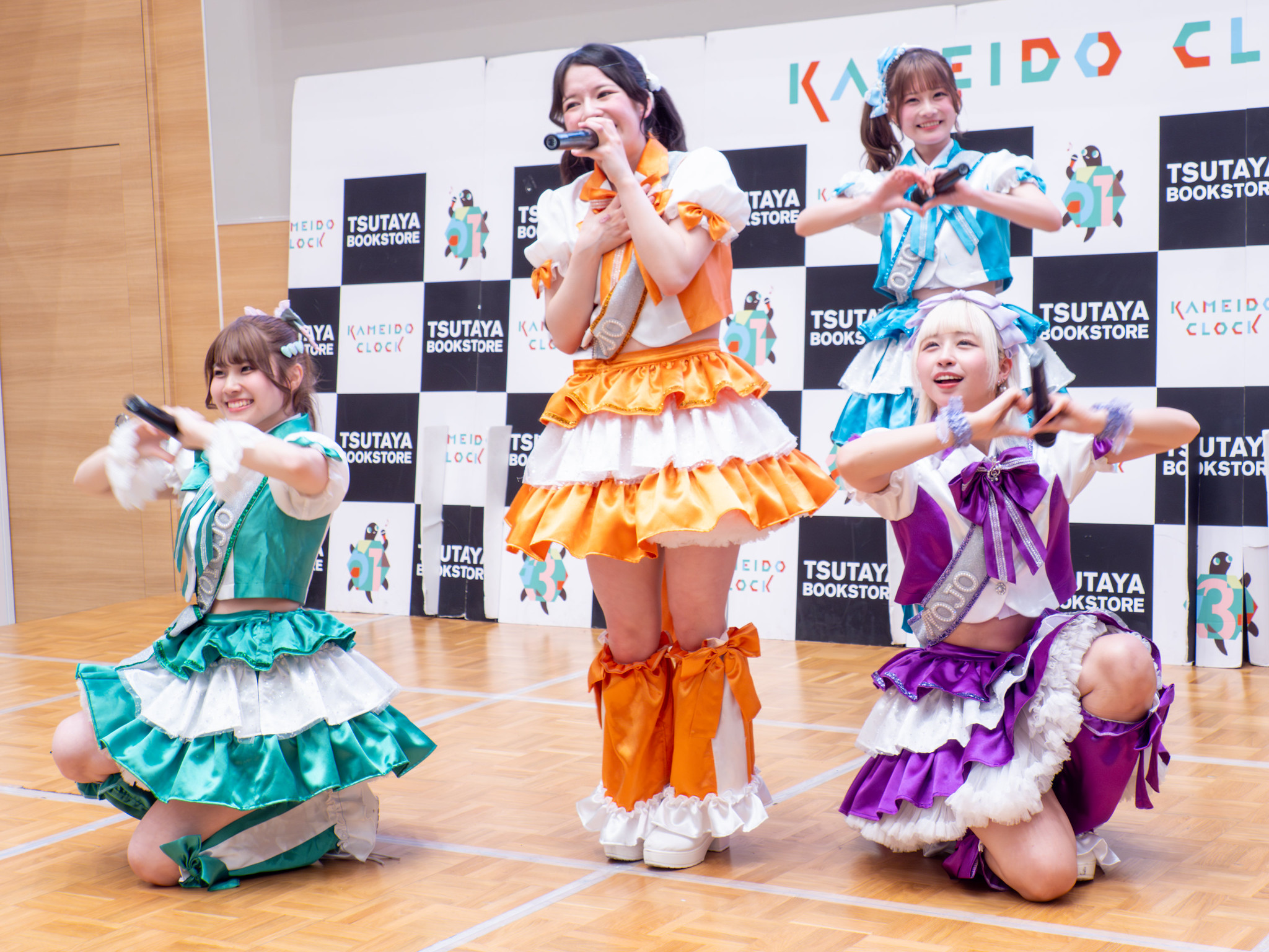 #代々木女子音楽院 & Krays & #キミニハネ フリーライブ #カメイドクロック