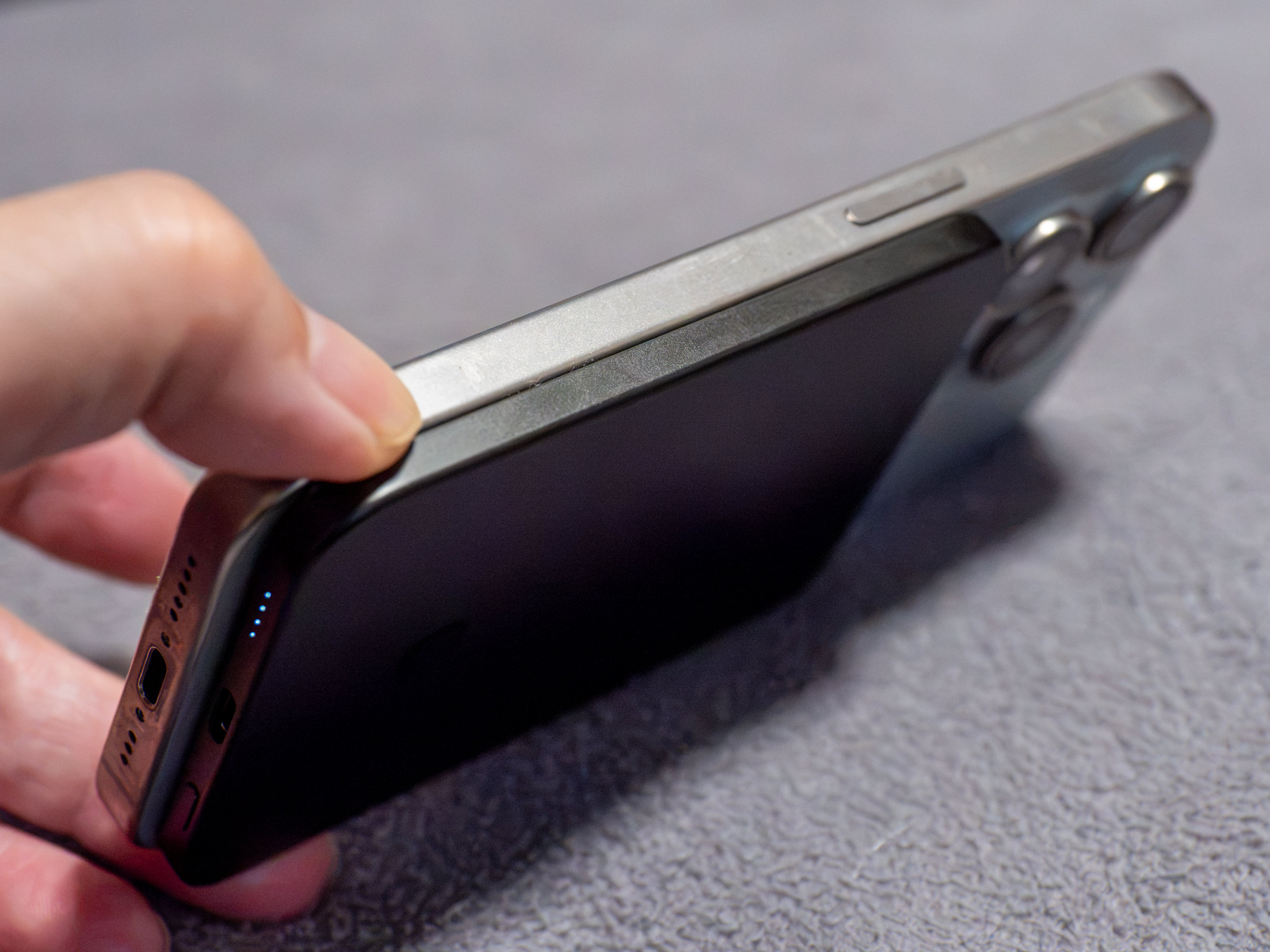 6mm厚のMagSafe対応 5000mAhモバイルバッテリー Xiaomi UltraThin Magnetic Power Bank 5000 15W