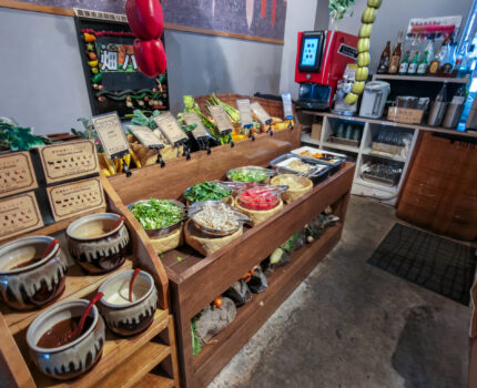 ビュッフェスタイルでお野菜を満喫 都野菜 賀茂 京都駅前店