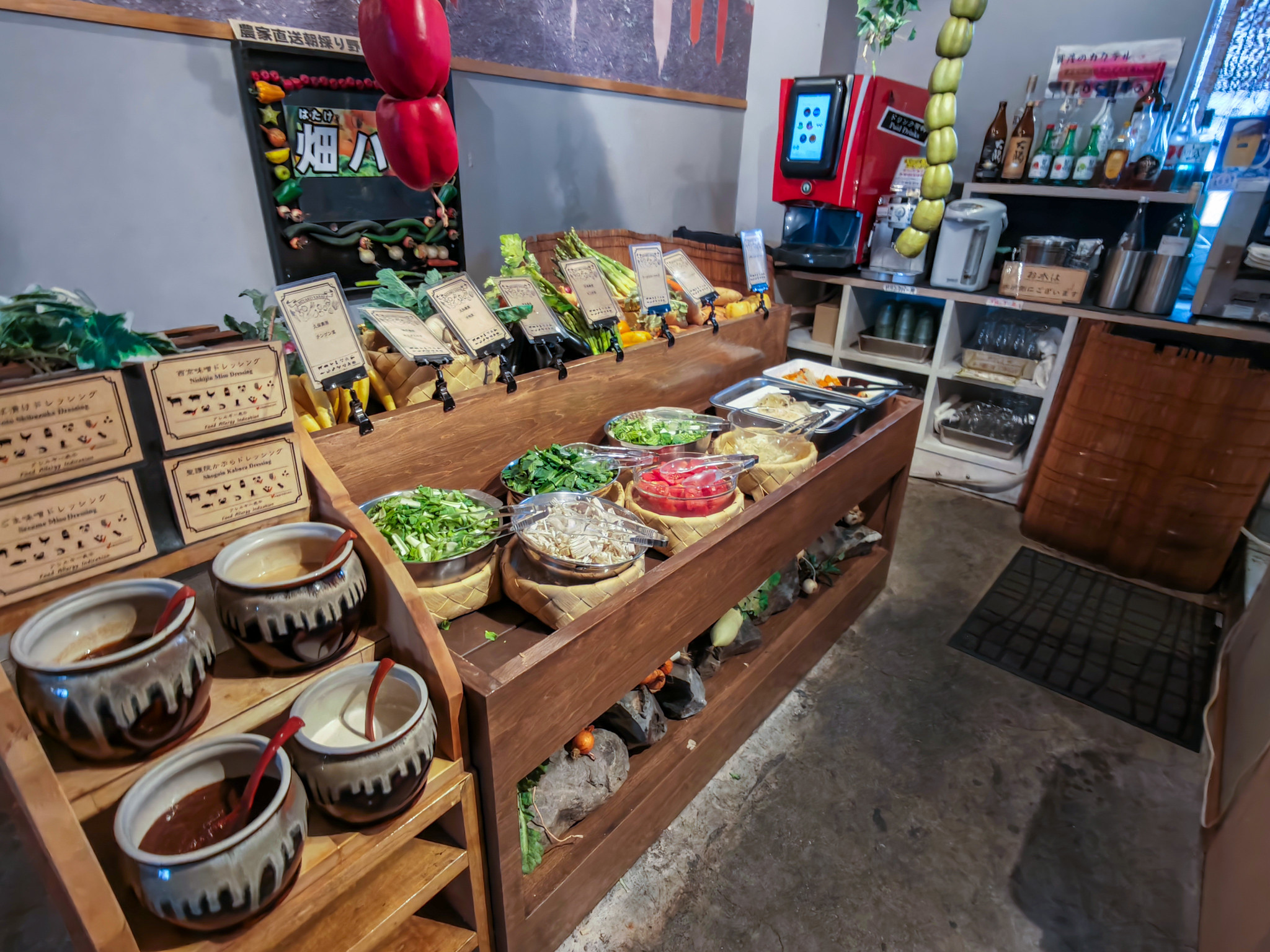 ビュッフェスタイルでお野菜を満喫 都野菜 賀茂 京都駅前店